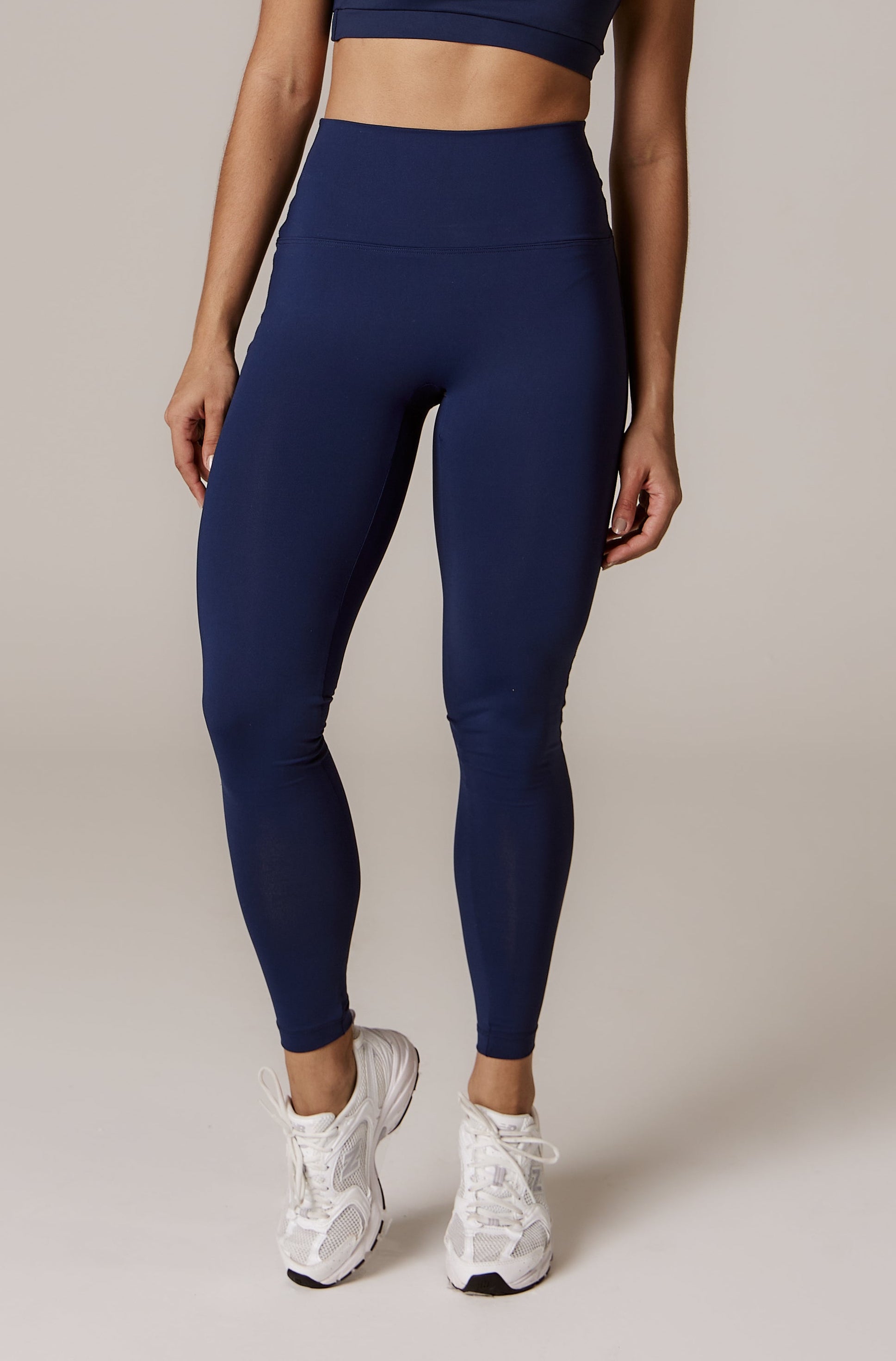 Kit beginner Navy Blue: Tank top + Legging