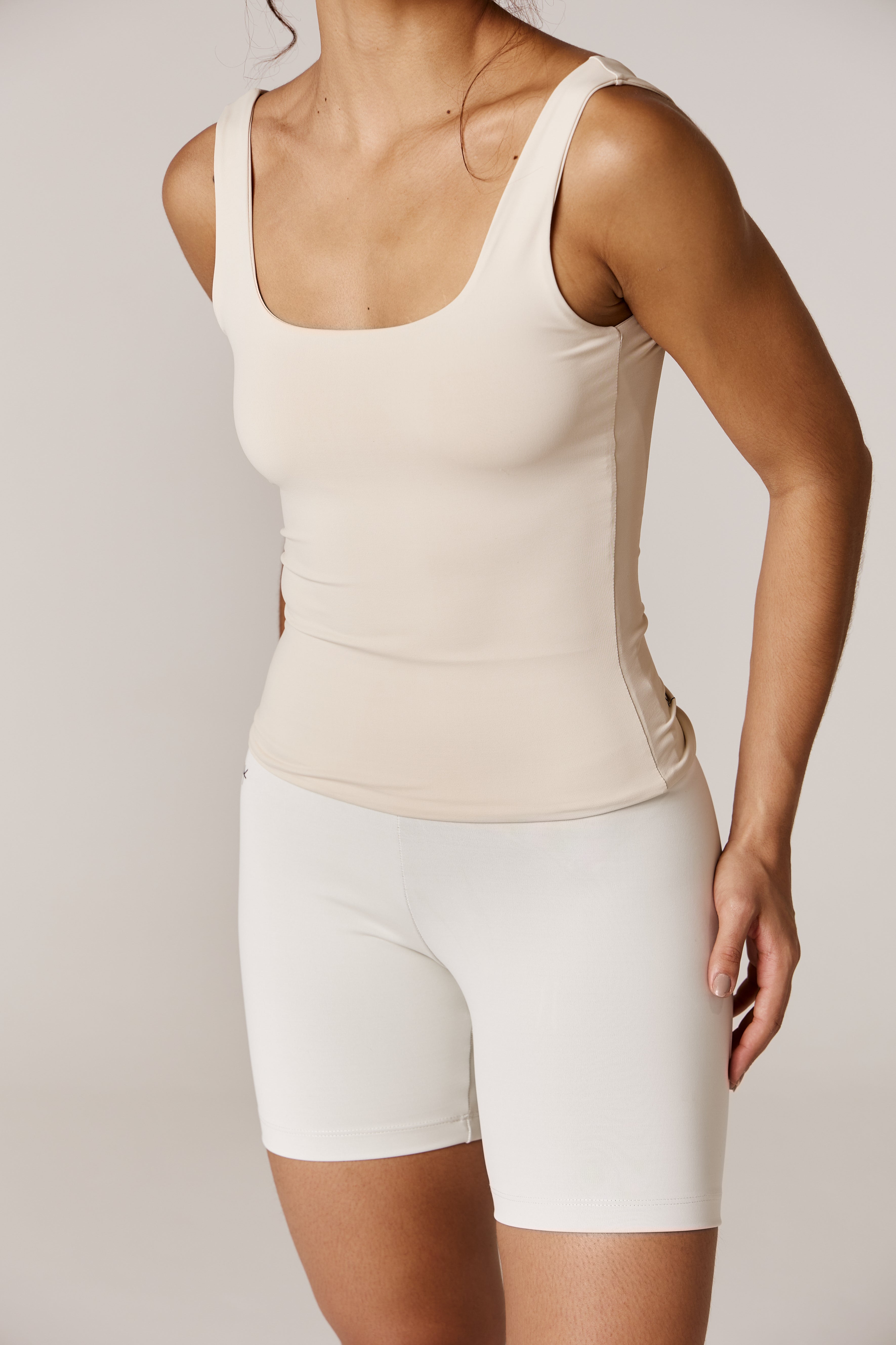 KIT TANK TOP: Espresso + Off White