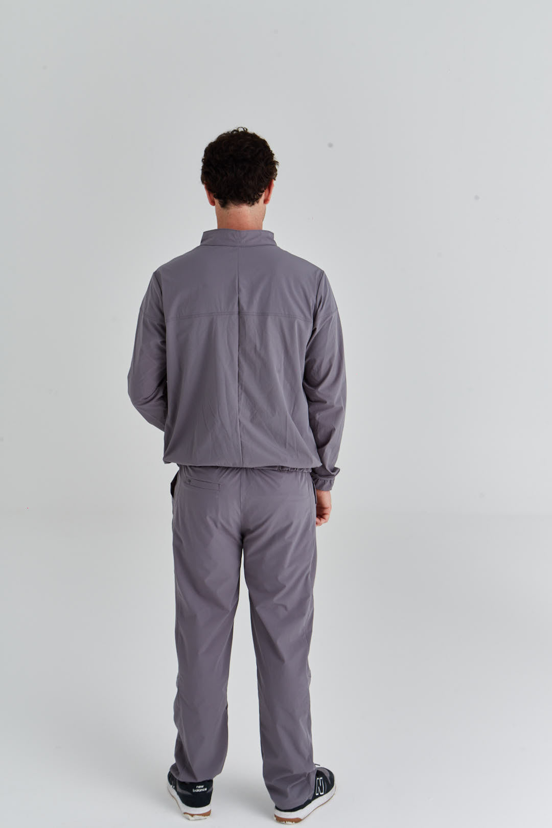 KIT MEN SPORT GREY
