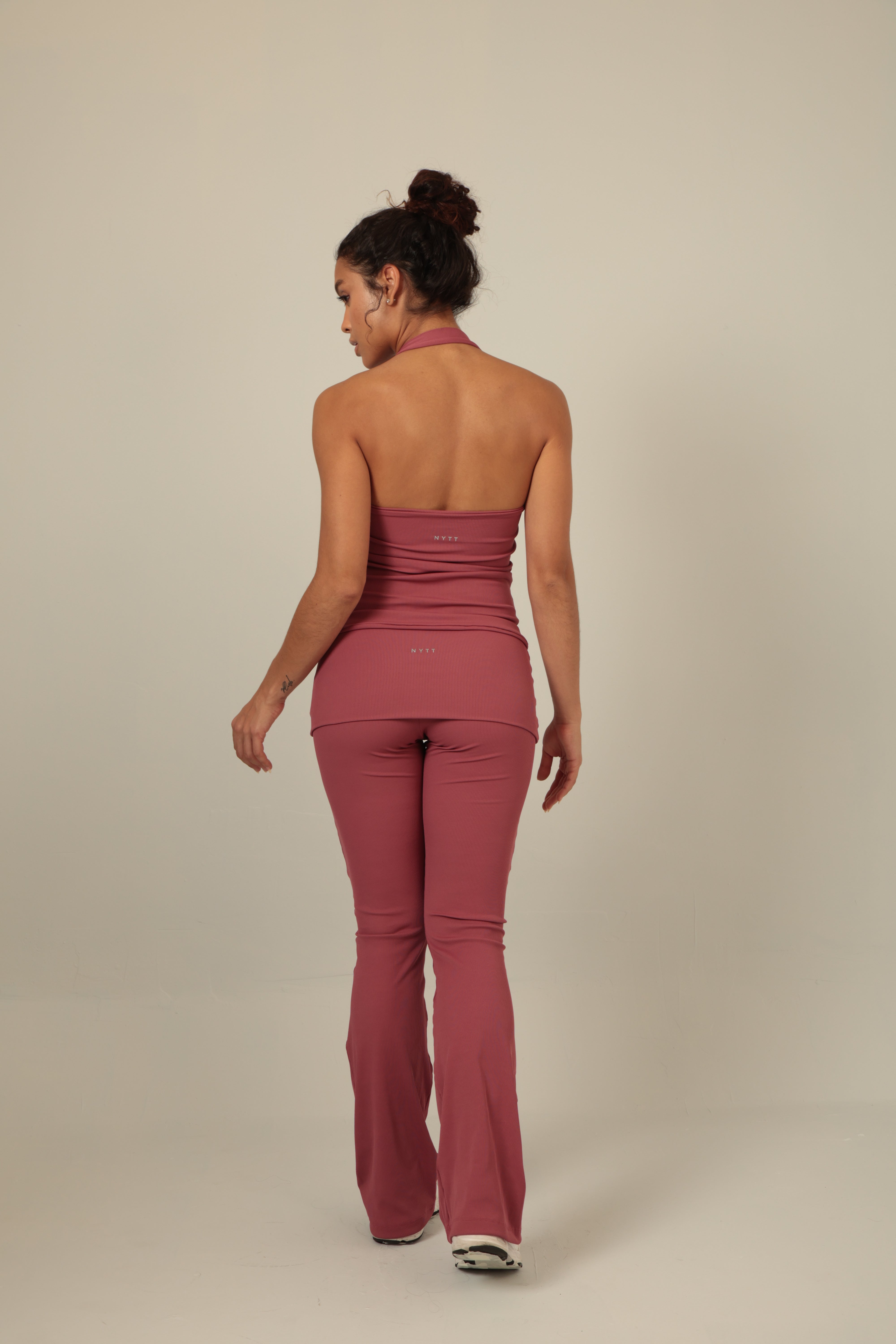 BLUSA FRENTE ÚNICA CANELADA MALVA