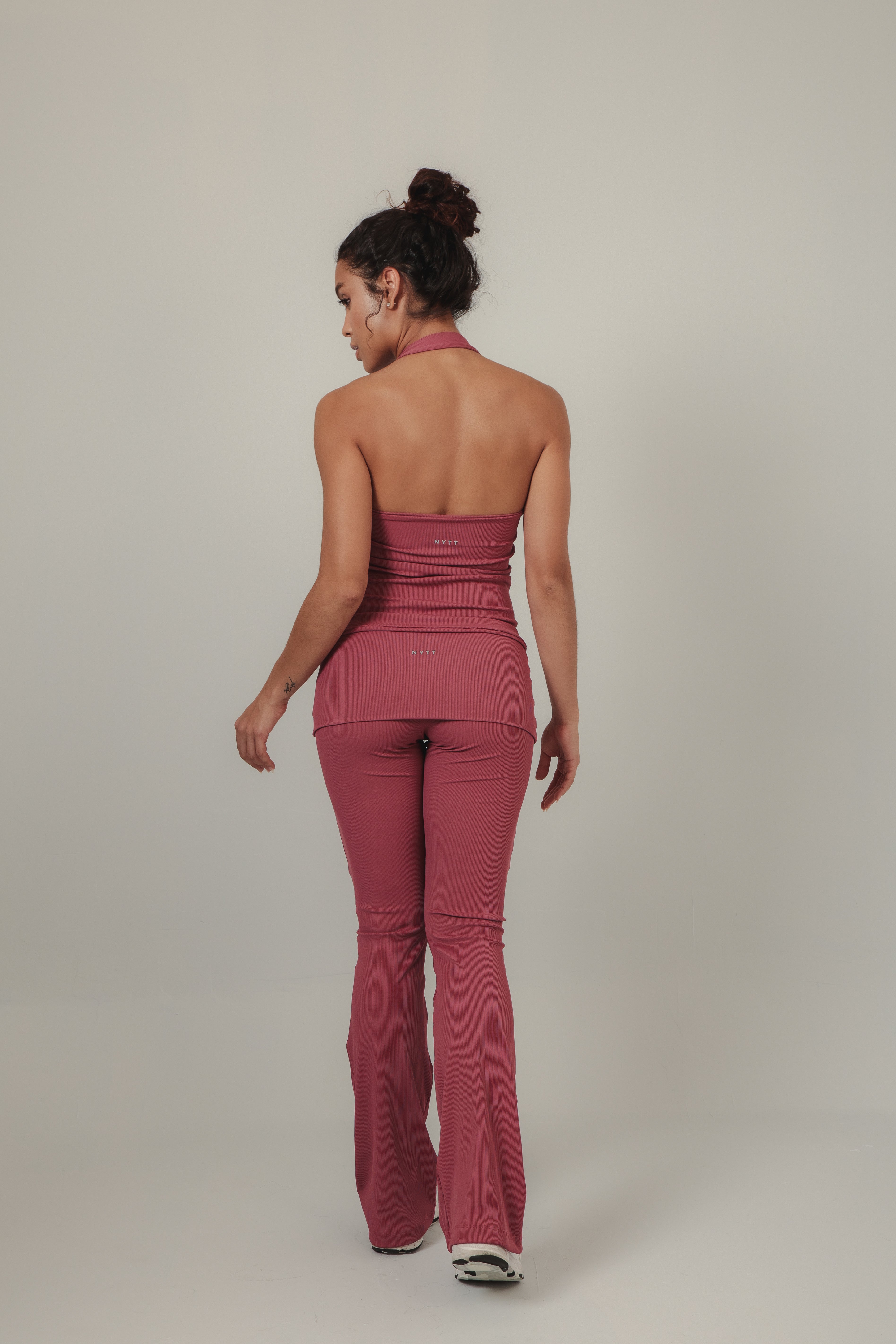 BLUSA FRENTE ÚNICA CANELADA MALVA