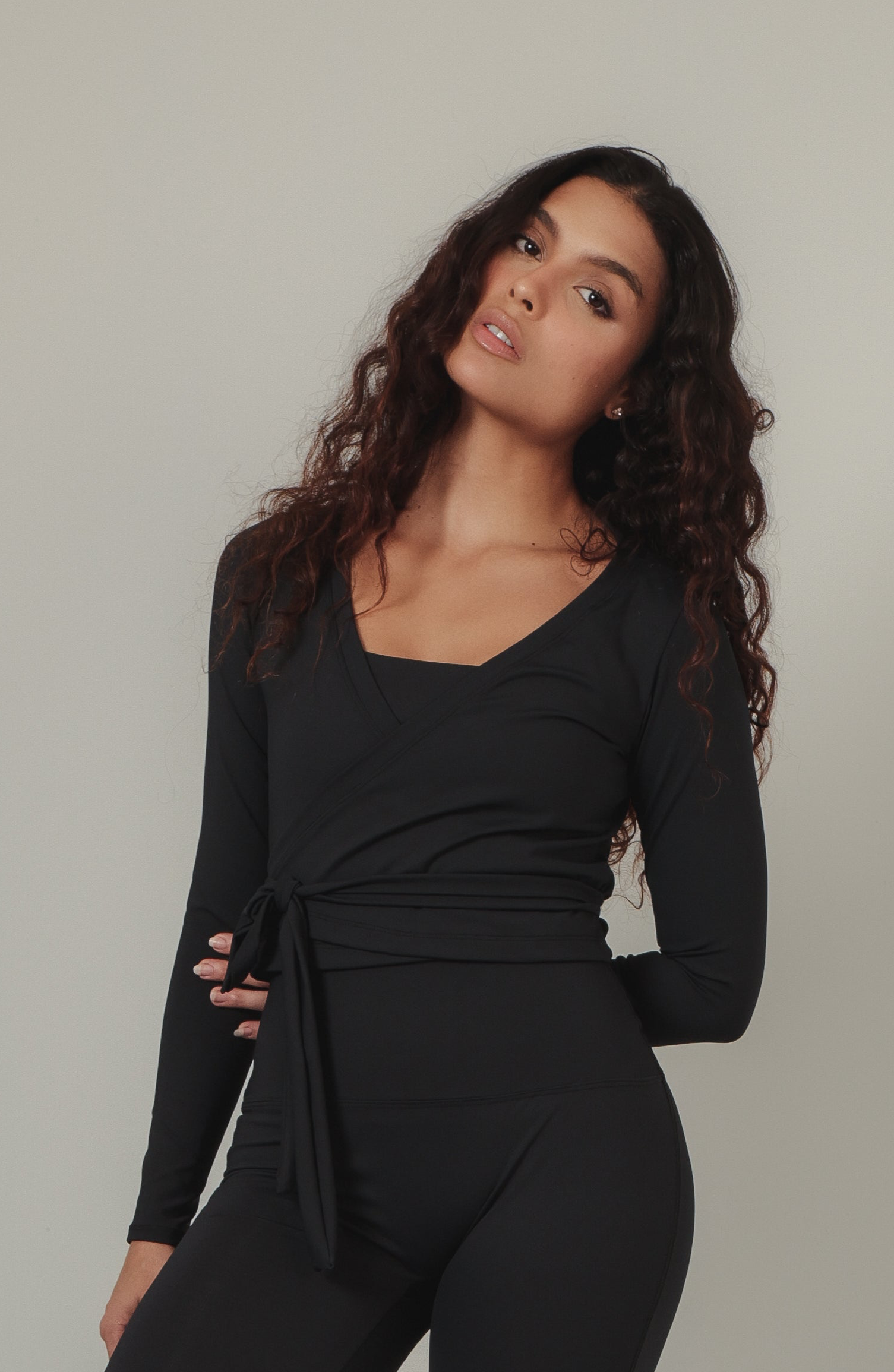 LONG SLEEVE TRANSPASSADA BLACK