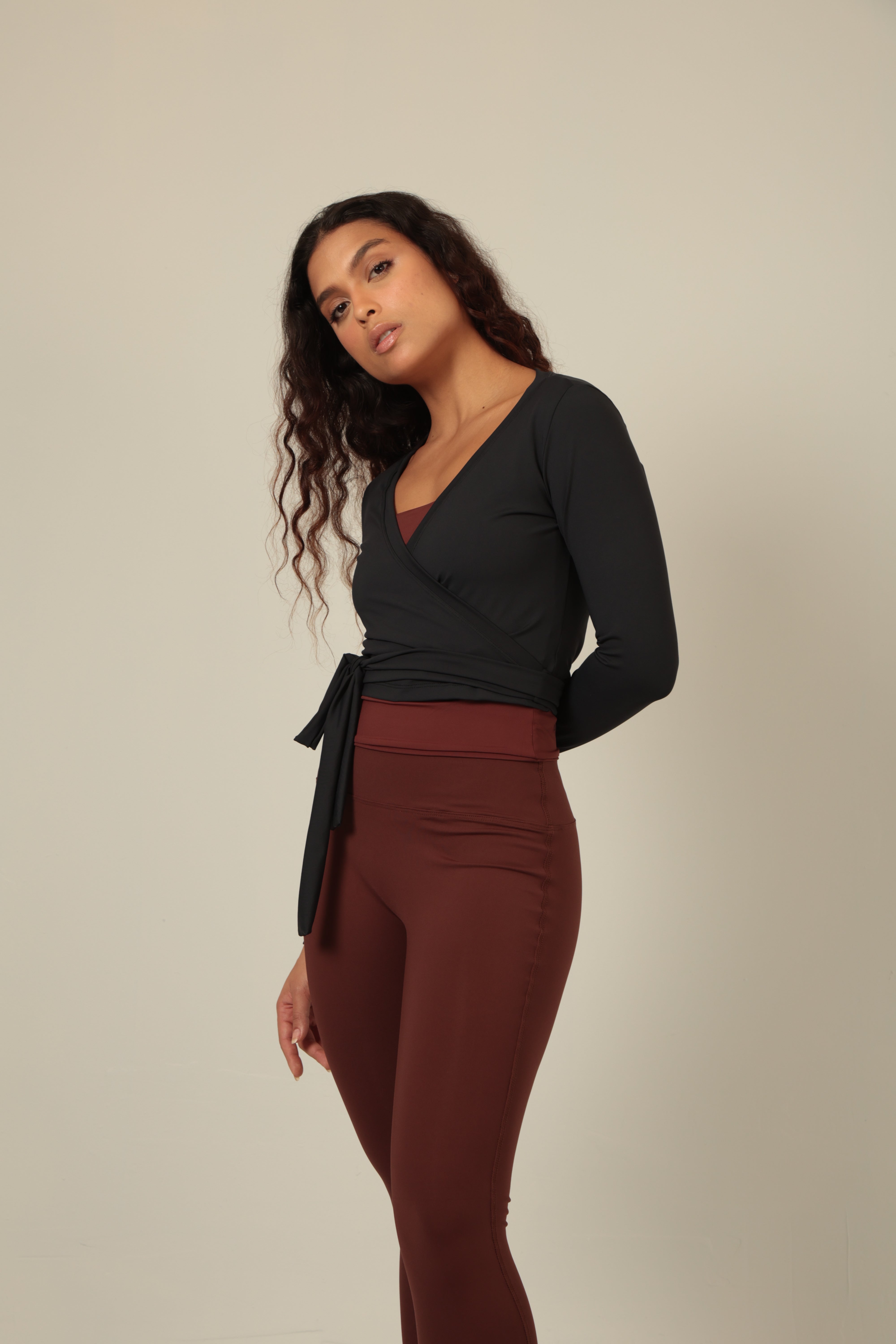 LONG SLEEVE TRANSPASSADA BLACK