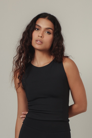 SLIM FIT TOP BLACK