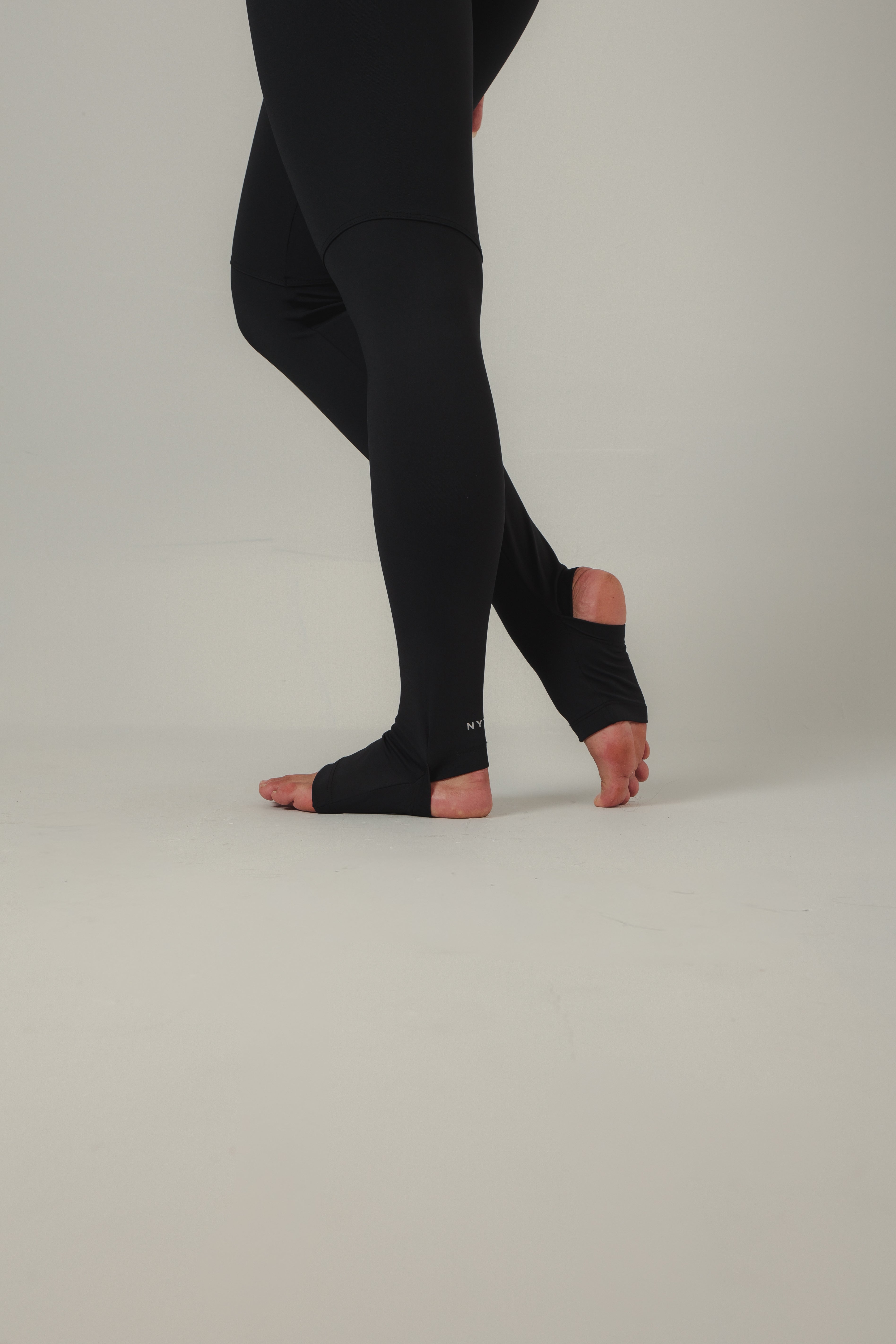 FOOTED LEGGING BLACK