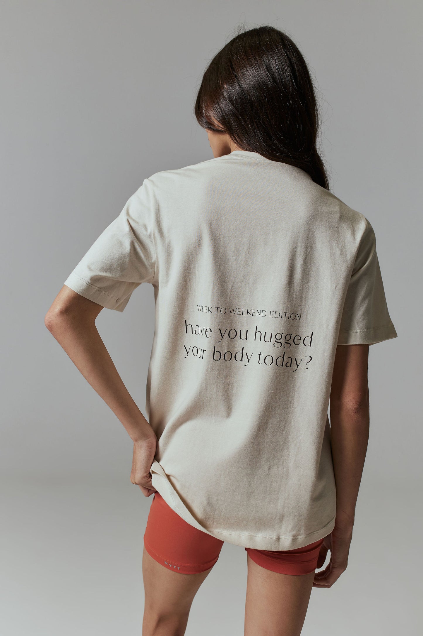 NYTT T-SHIRT OVERSIZED