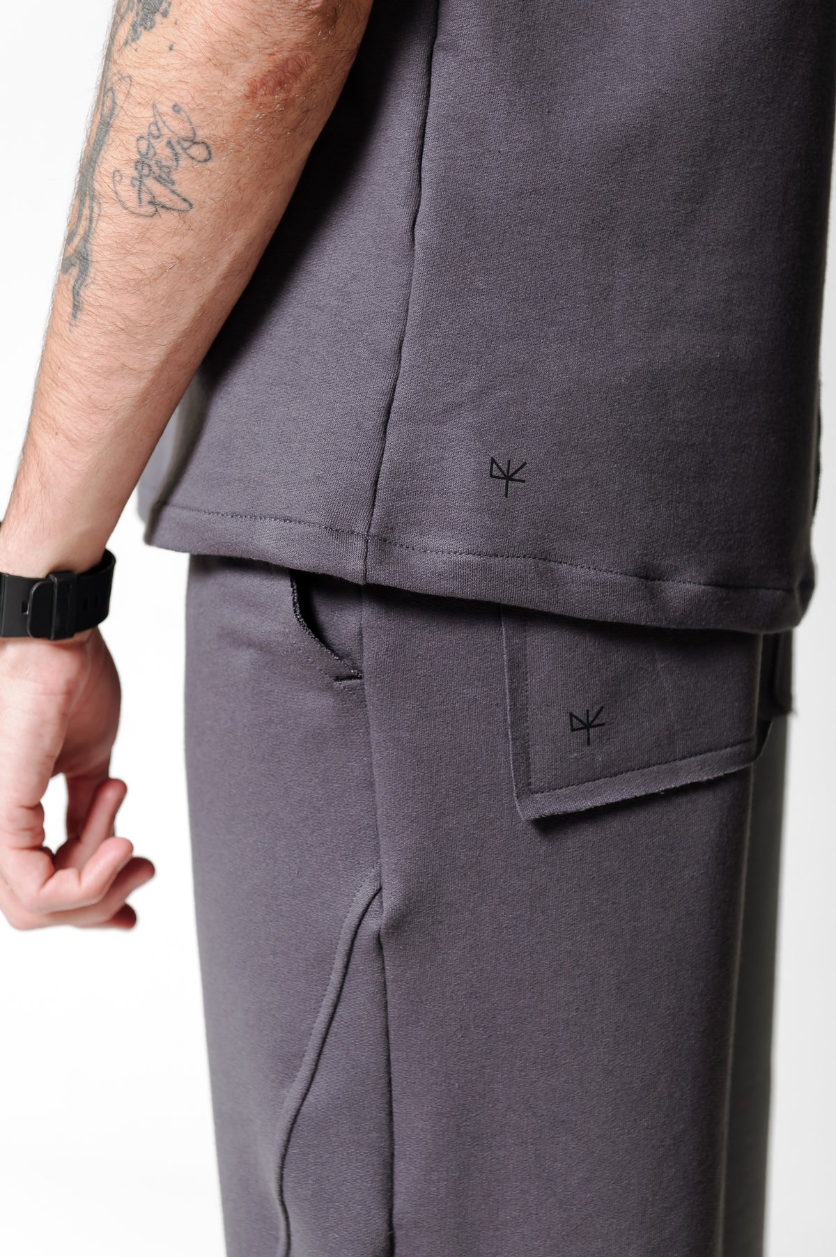 CALÇA MOLETOM BASIC CINZA